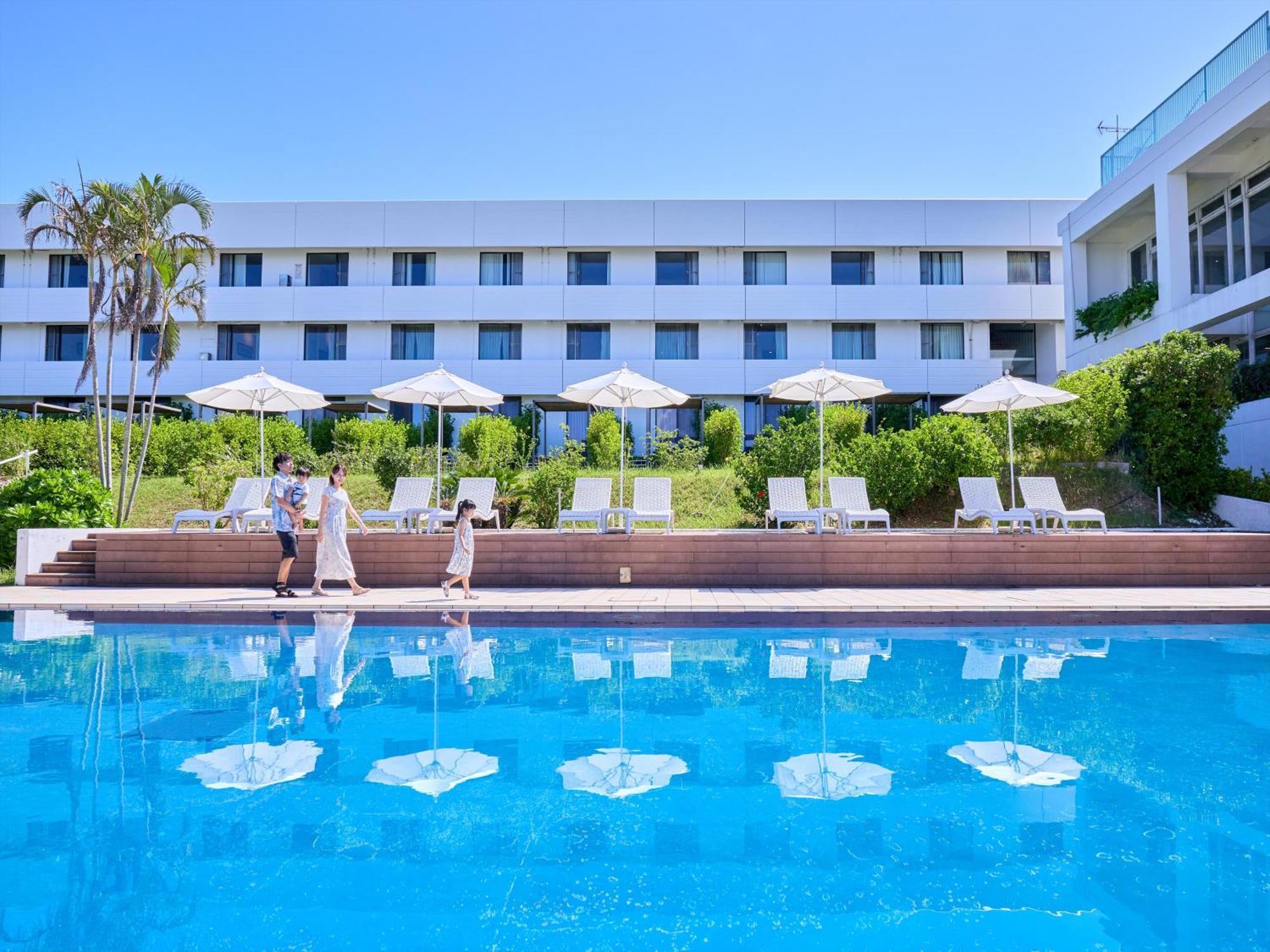 Royal View Hotel Churaumi Motobu Exterior photo